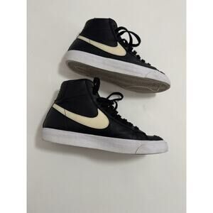 Men’s Sneaker - Size 8 - Nike Blazer '77 Vintage Mid Black Sail, Excellent